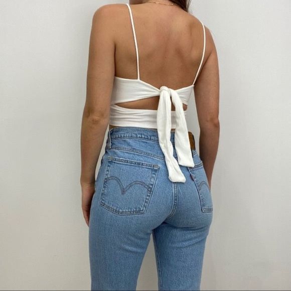 NWT White Crop Top with Front Twist Cut Out - Picture 4 of 5